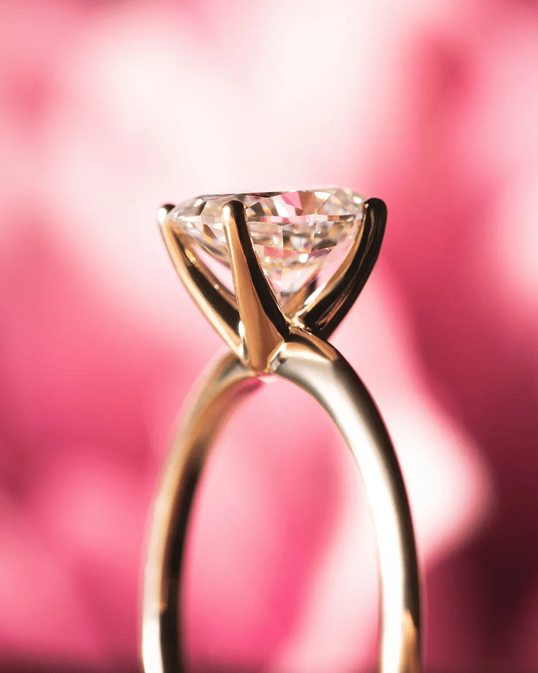 Anillo de compromiso con diamante diseñado por LOLŌ — Pieza 02